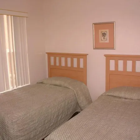 Traditional 4 Bedroom 3 Bathroom